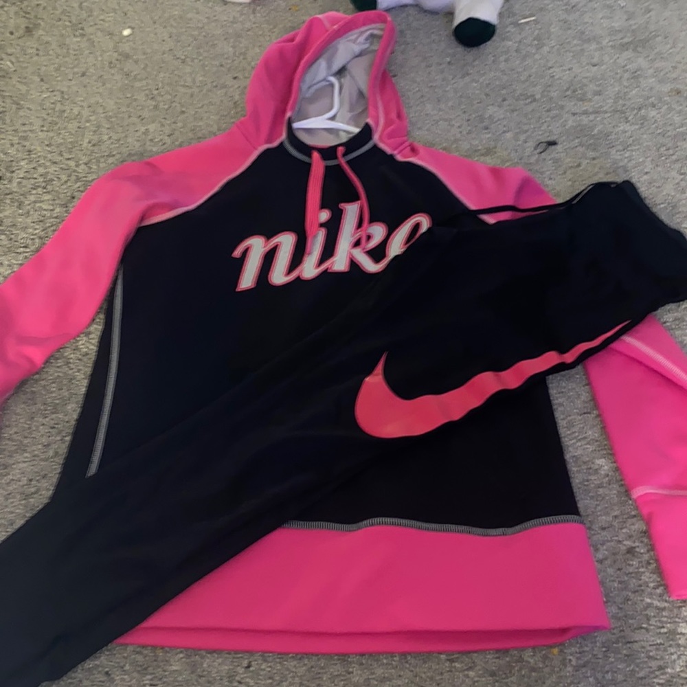 pink nike drift fit set